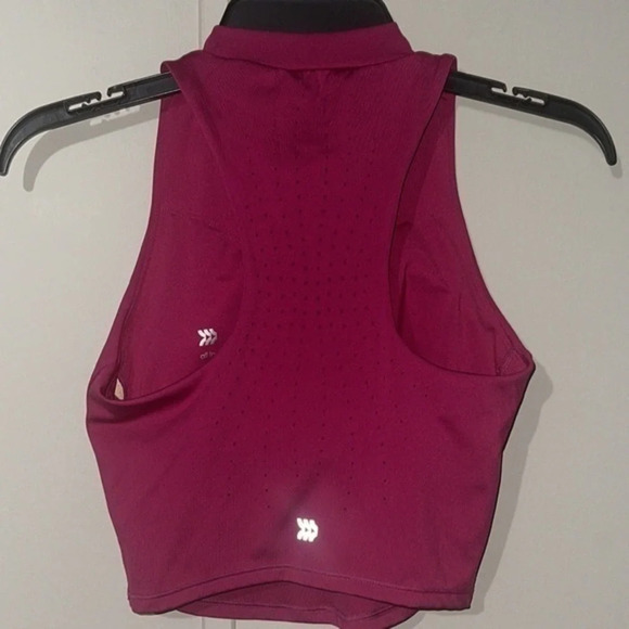 ALL in Motion Built In Bra Pink Tank Top - Picture 8 of 9